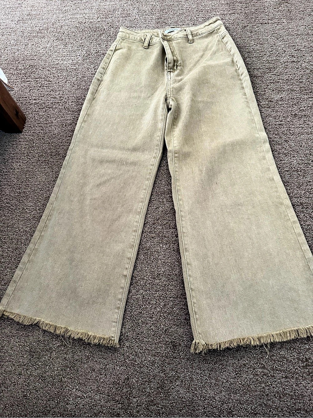 ZANANA Wide Leg Jeans golden color high rise cropped Size Small Like New